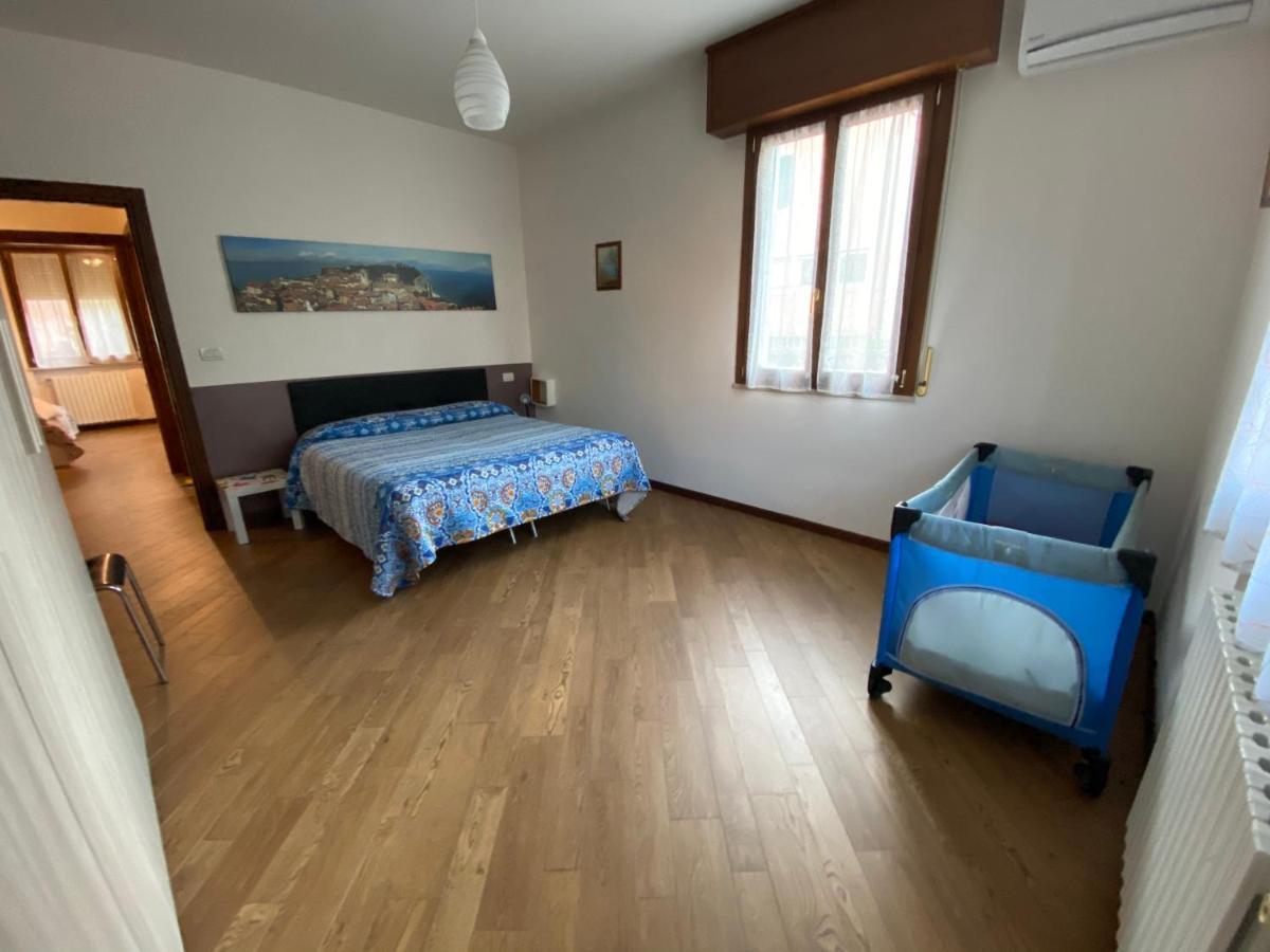 Appartamenti Altea Сирмионе Экстерьер фото