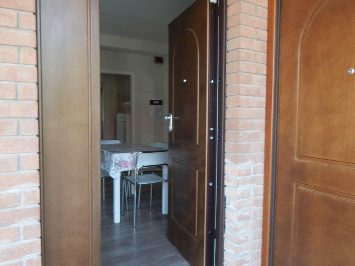 Appartamenti Altea Сирмионе Экстерьер фото